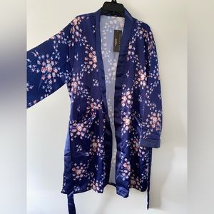 🆕. Morgan Lane Flower Blue Robe